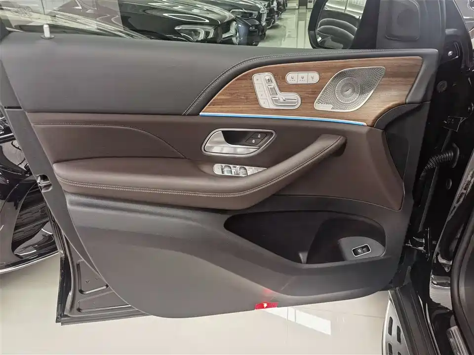 Mercedes-Benz GLS Mercedes-Benz GLS