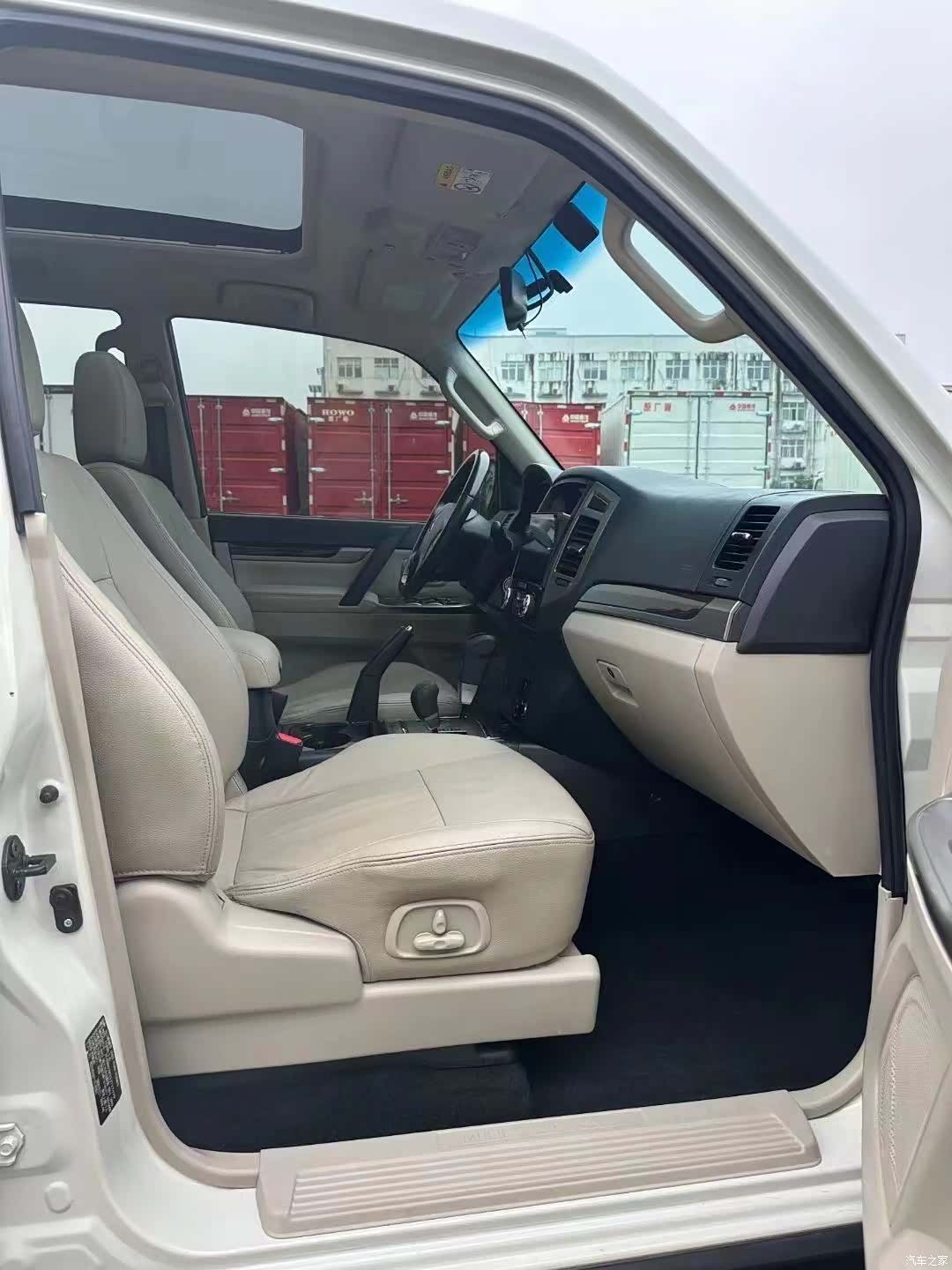 Mitsubishi Pajero, 2019 8