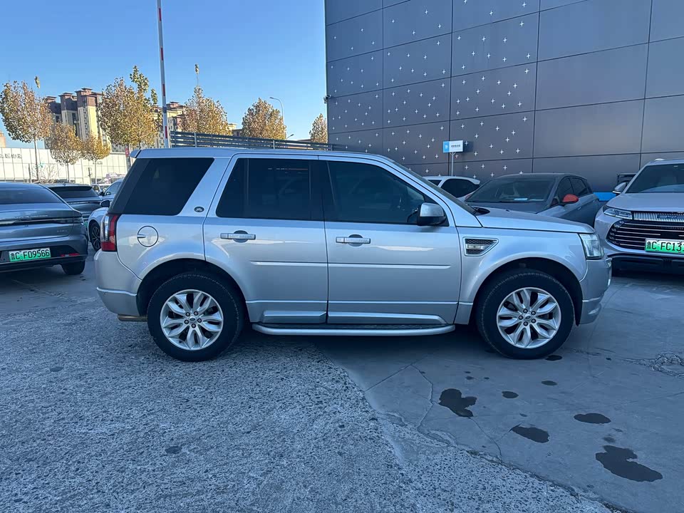 Land Rover Freelander 2