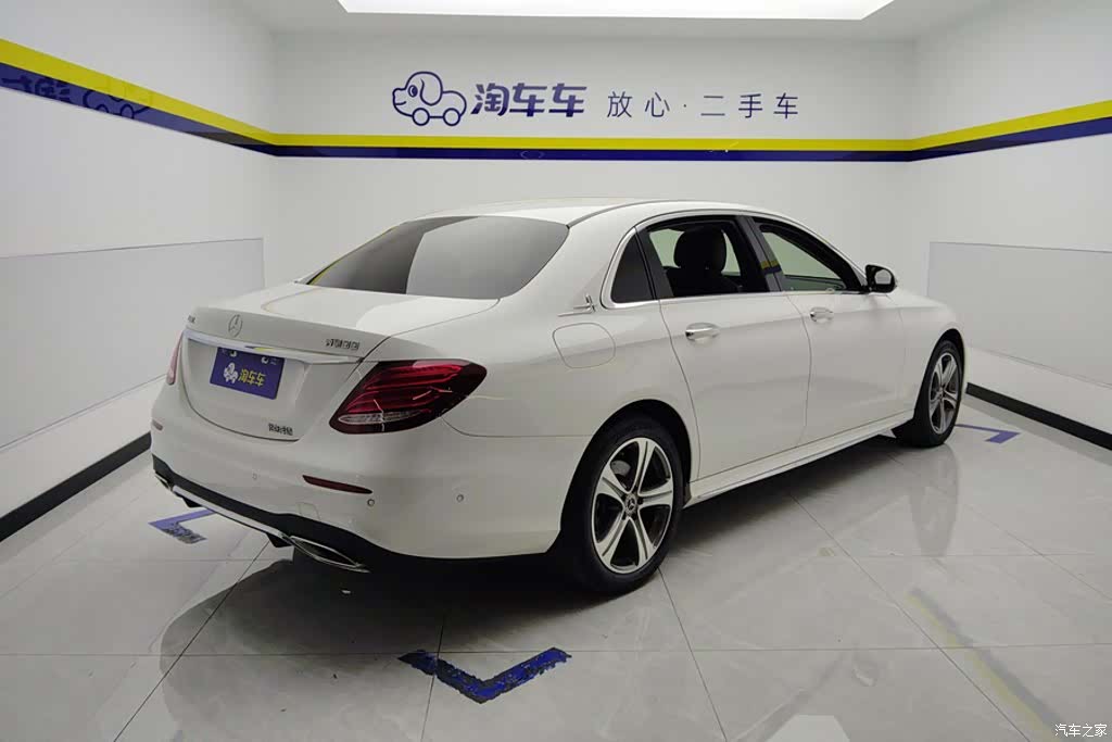 Mercedes-Benz E-Class, 2019 3
