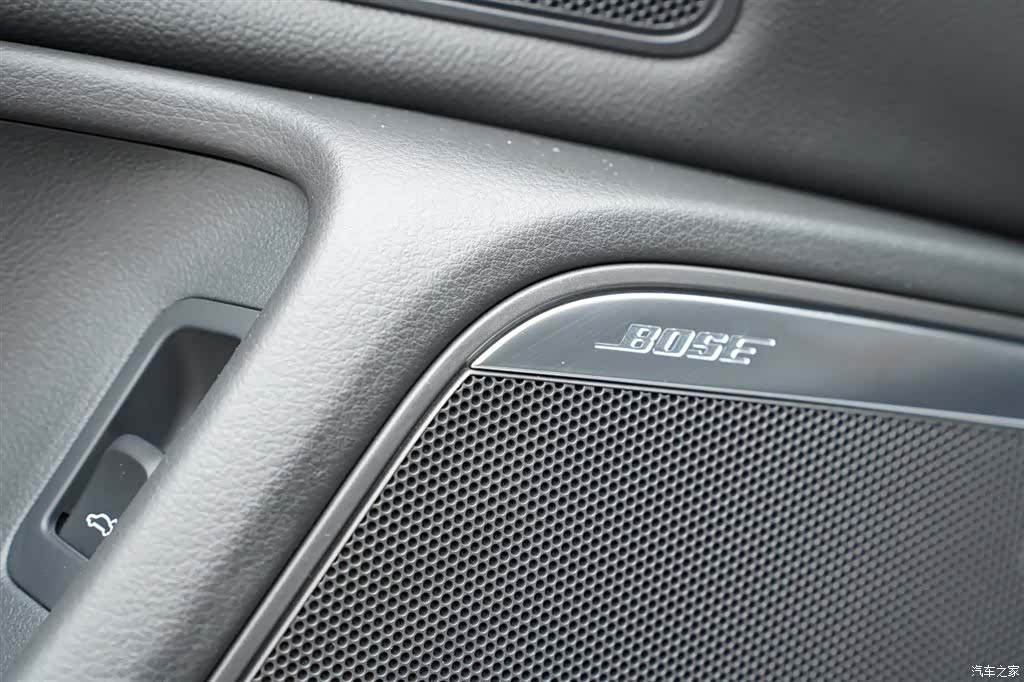 Audi A6L, 2012 9