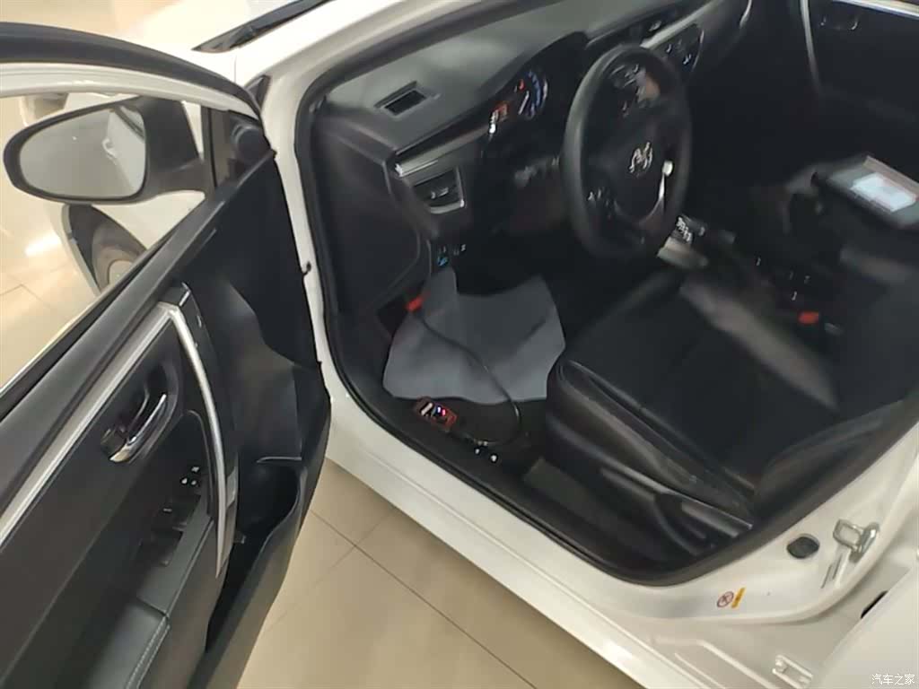 Toyota Corolla, 2015 16