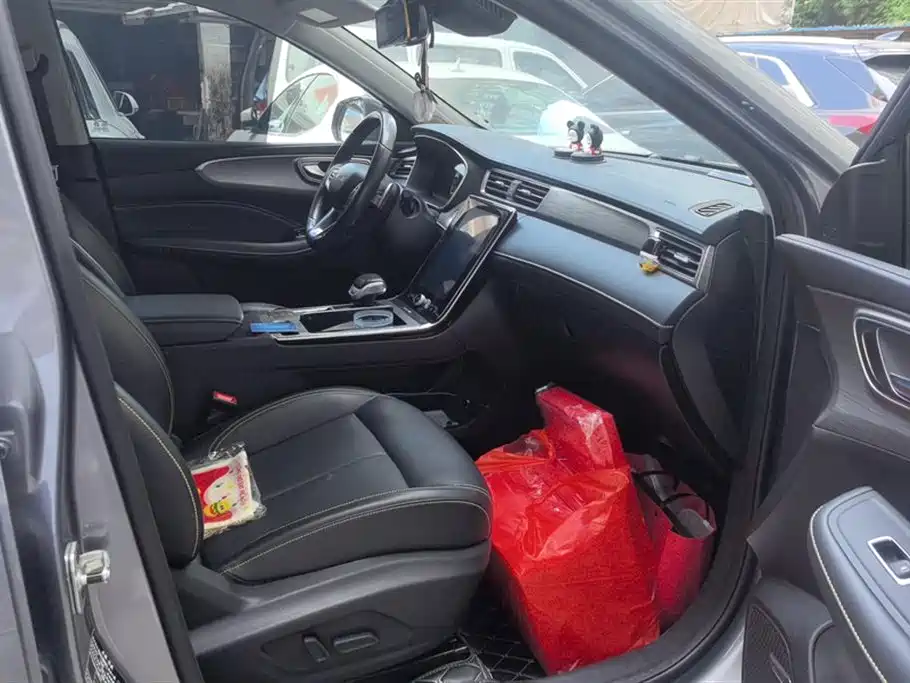 Roewe RX5 New energy