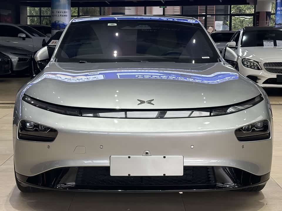 XPENG P7