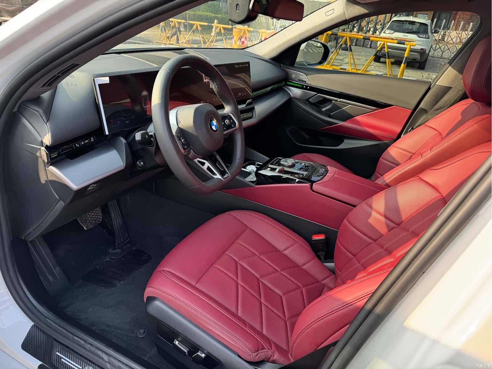 BMW 5 Series, 2024 13