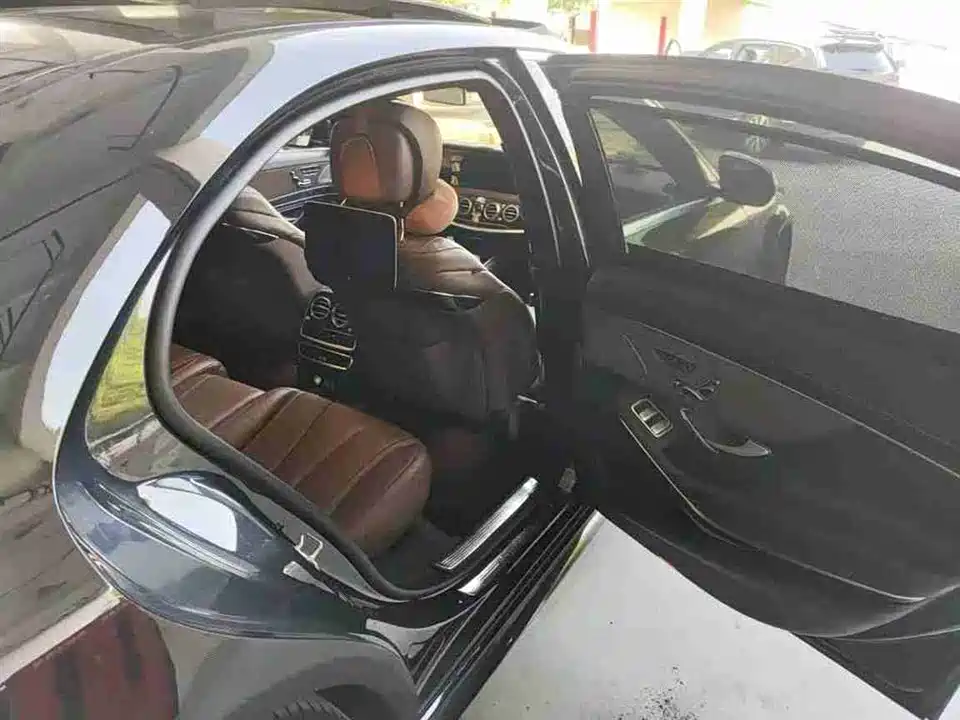 Mercedes-Benz S-class Mercedes-Benz S-class