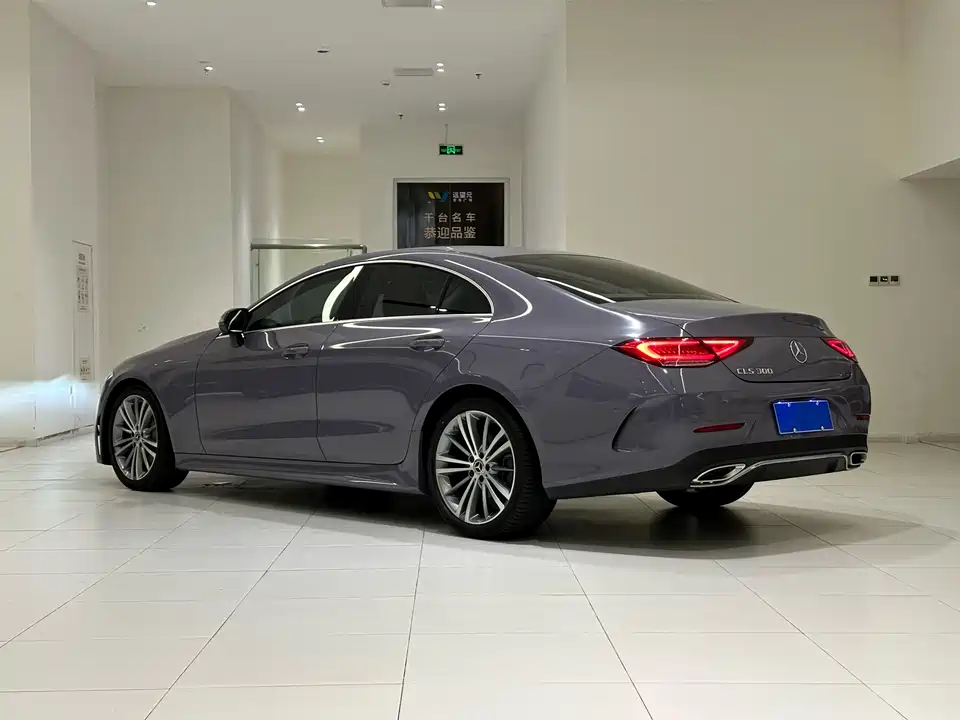 Mercedes-Benz CLS