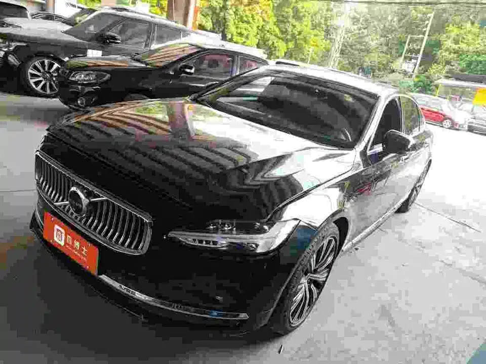Volvo S90