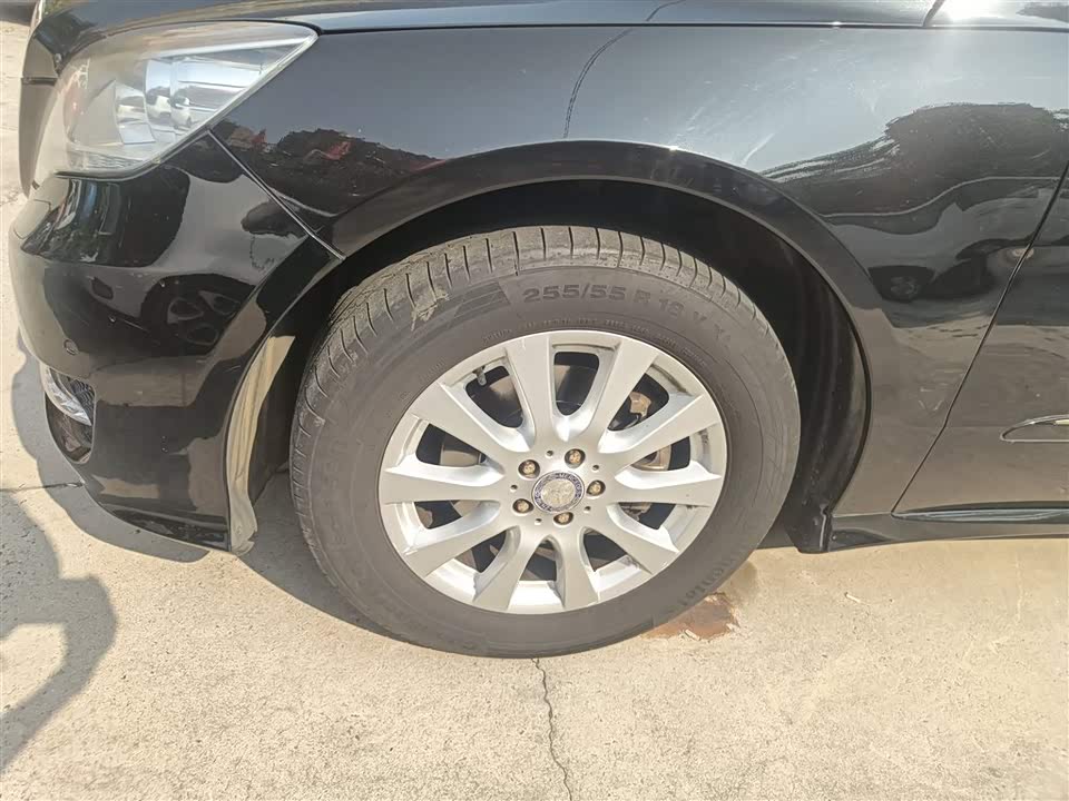 Mercedes-Benz R-class