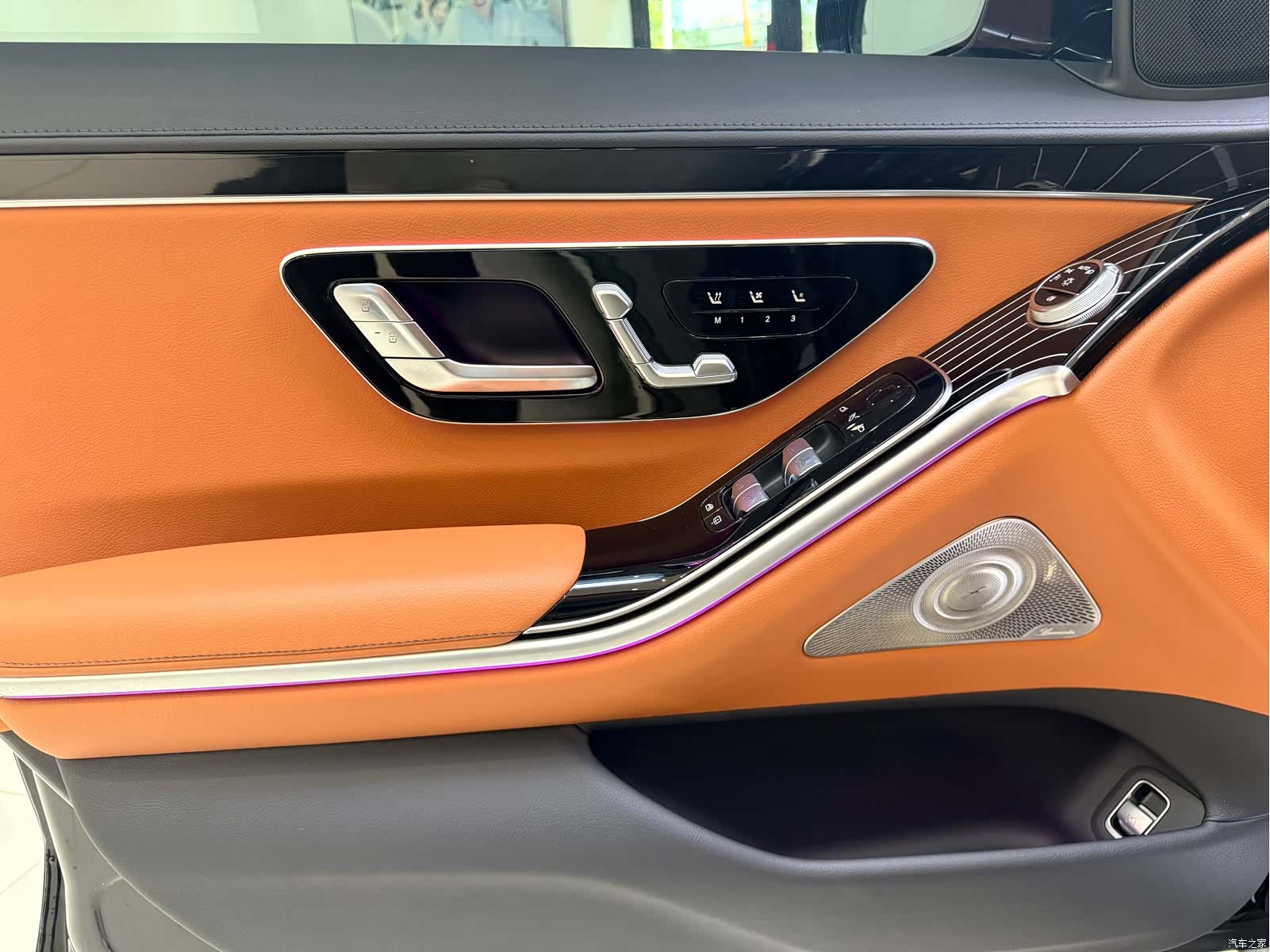 Mercedes-Benz S-Class, 2024 7