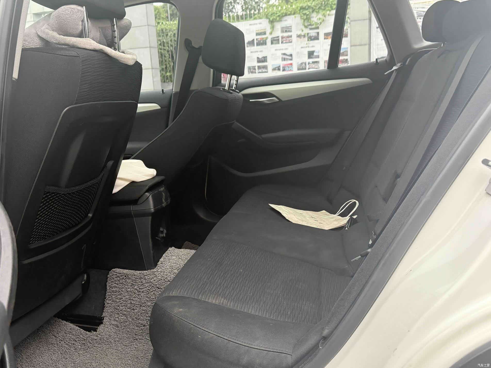 BMW X1, 2012 8