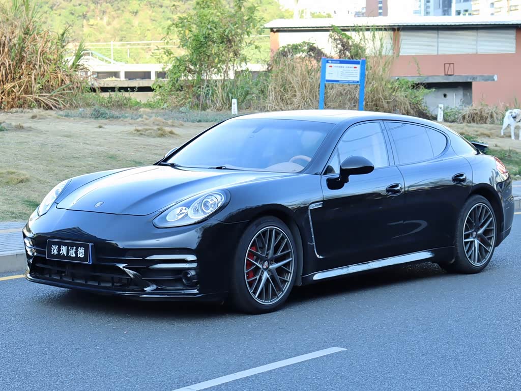 Porsche Panamera 2010 Panamera Turbo 4.8T