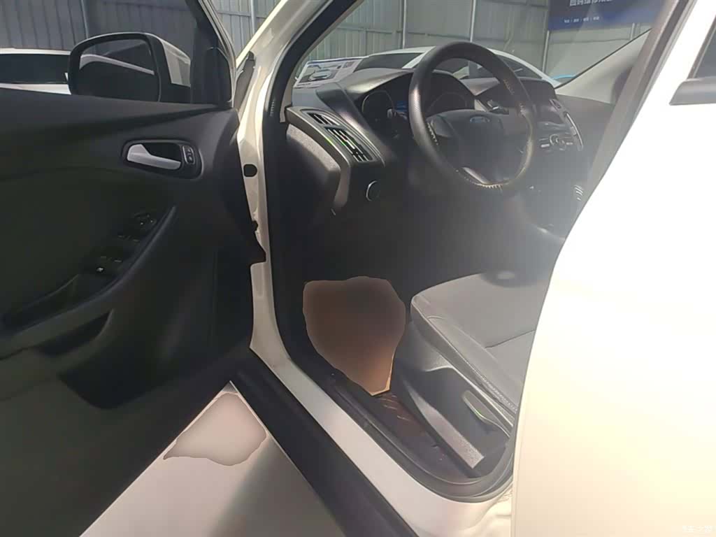 Ford Focus, 2017 16