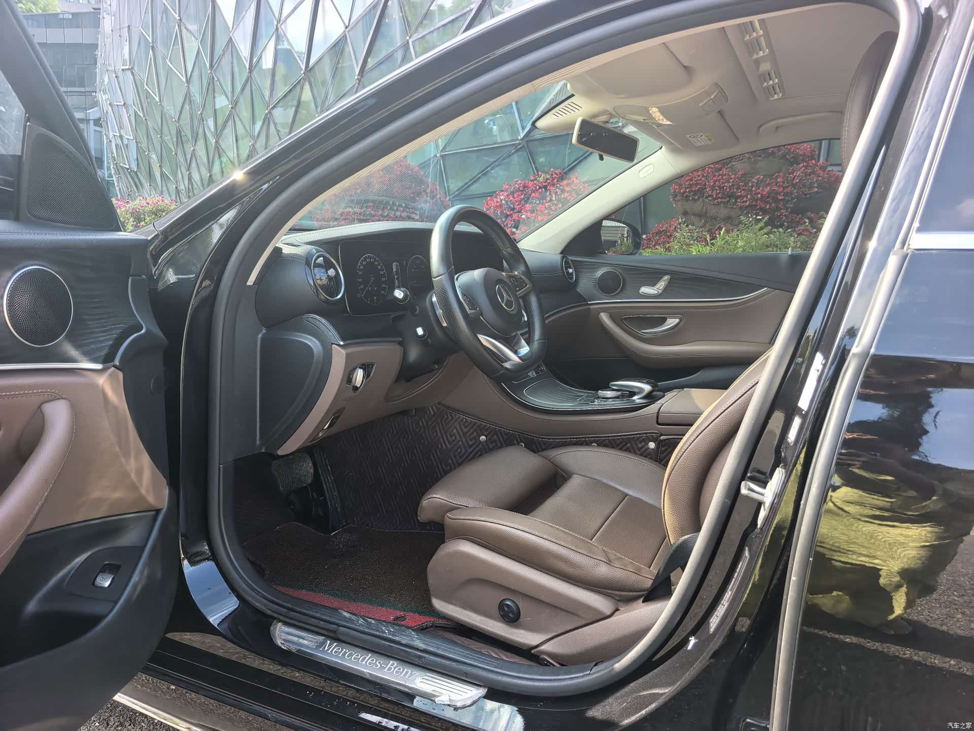Mercedes-Benz E-Class, 2018 12