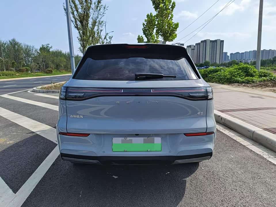 Geely Galaxy Galaxy E5