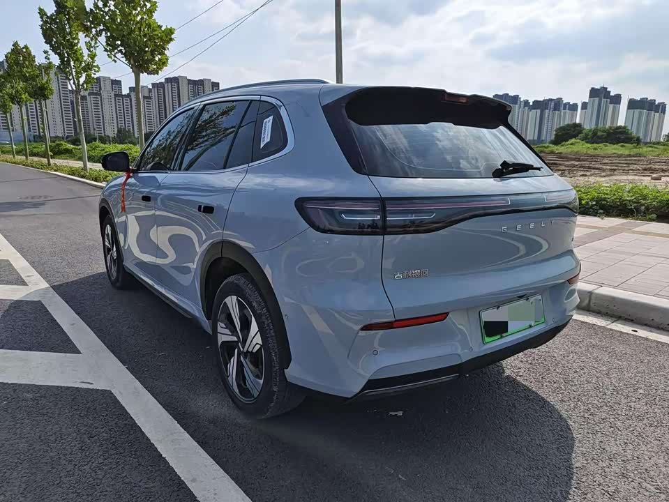 Geely Galaxy Galaxy E5