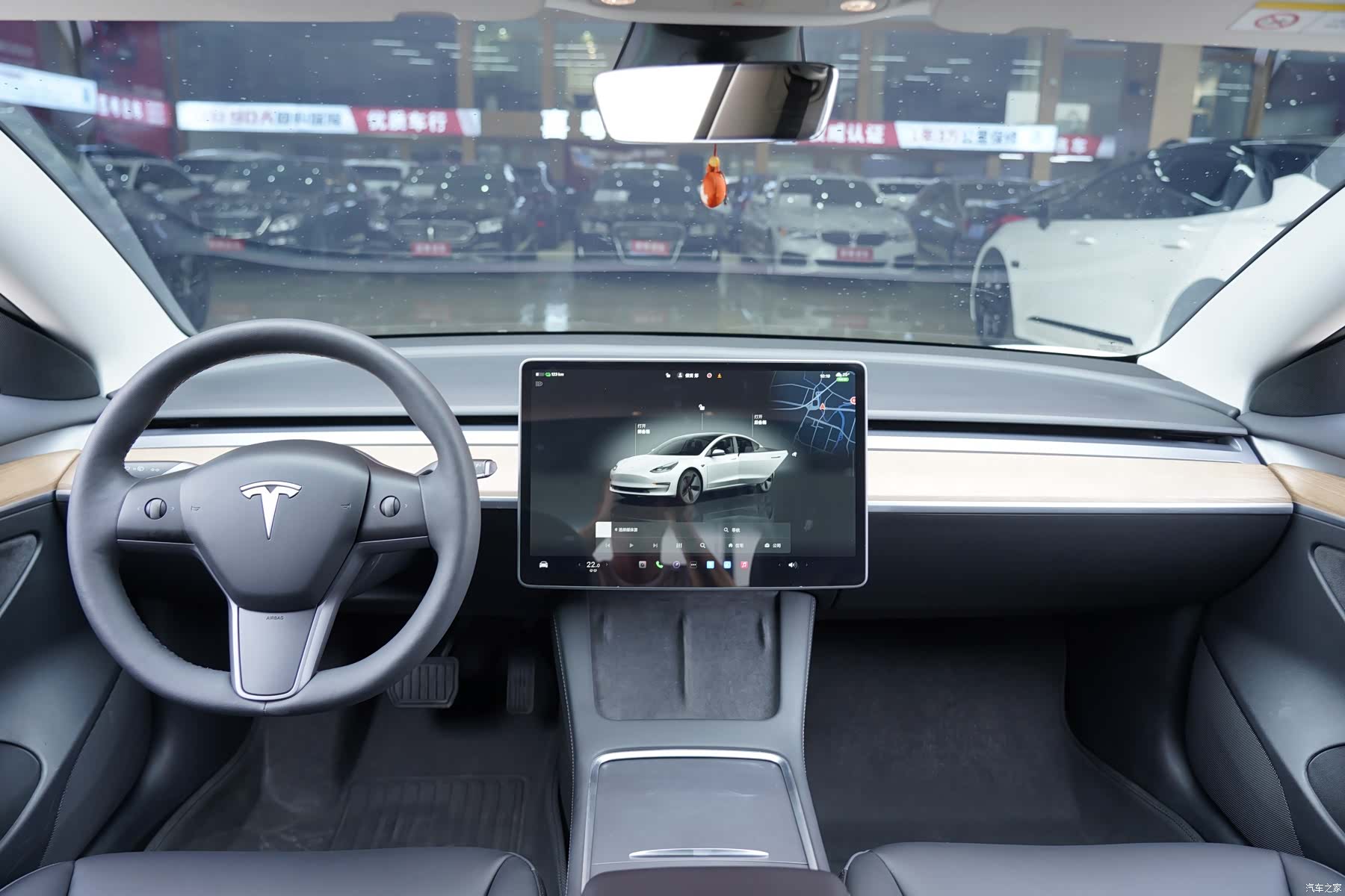 Tesla Model 3, 2022 7
