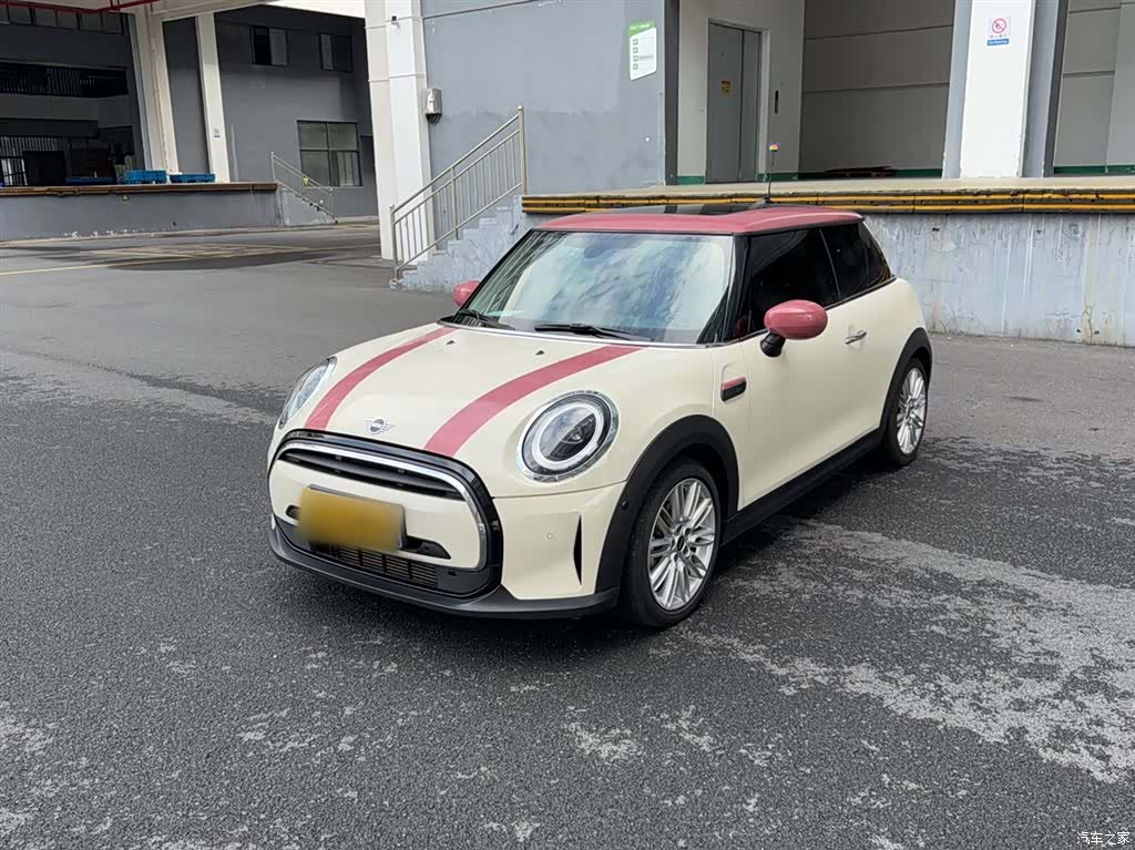 Mini Cooper, 2022 1