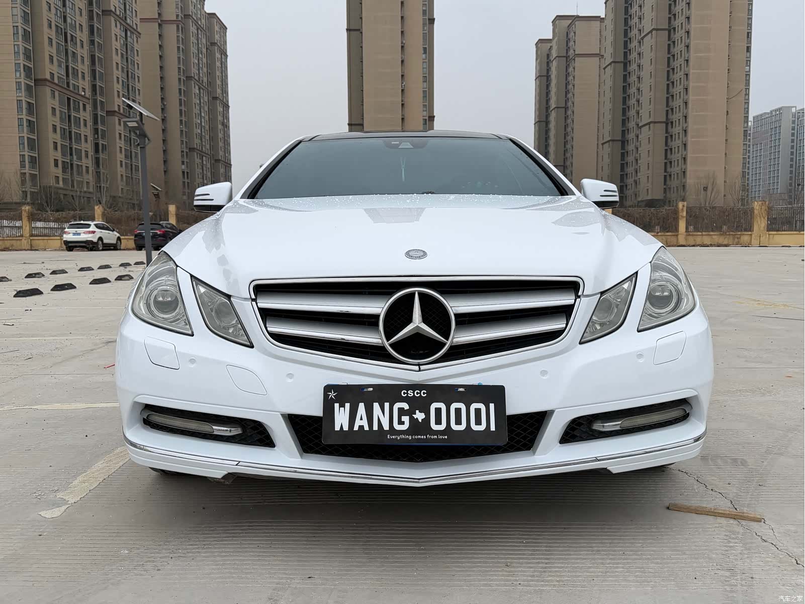 Mercedes-Benz E-Class, 2012 1