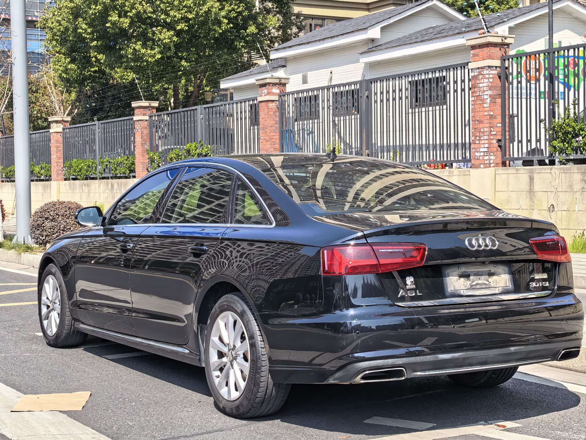 Audi A6L, 2016 12