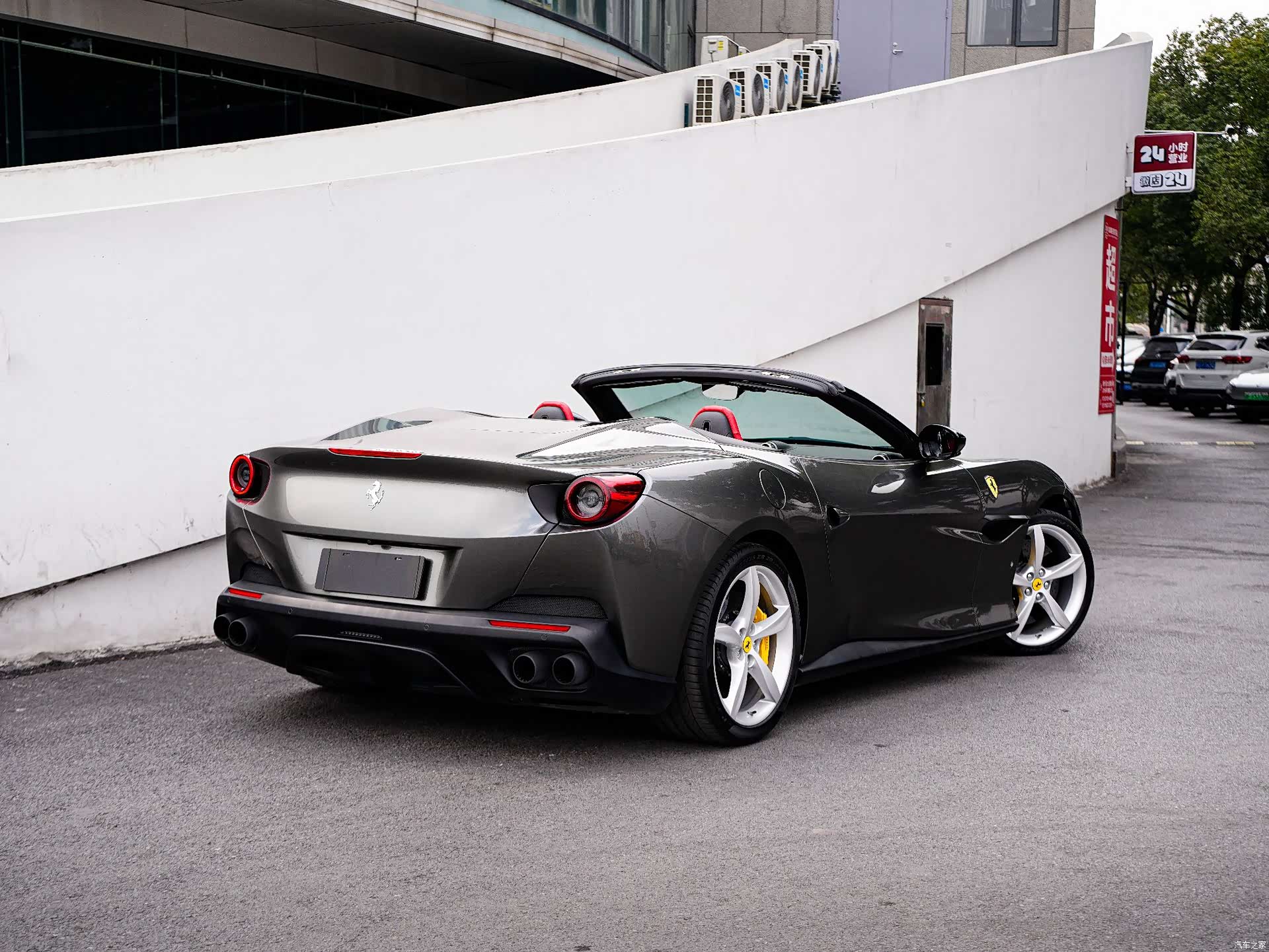 Ferrari Portofino, 2019 15