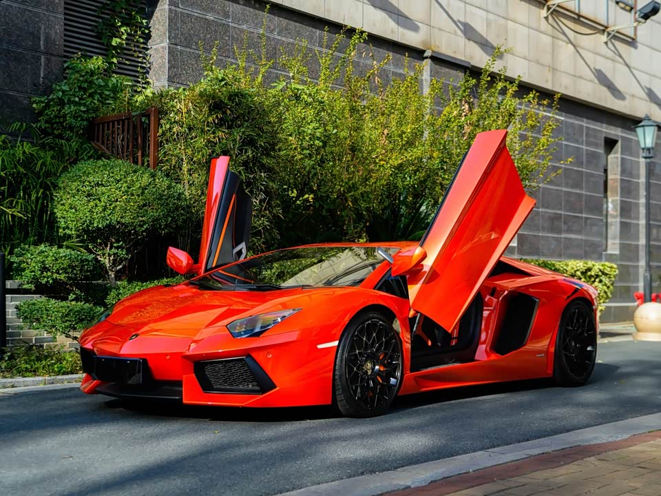 Lamborghini Aventador