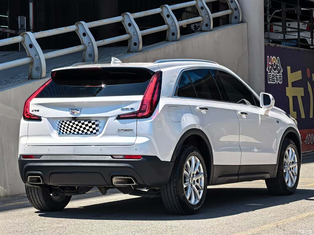 Cadillac XT4, 2022 все фото