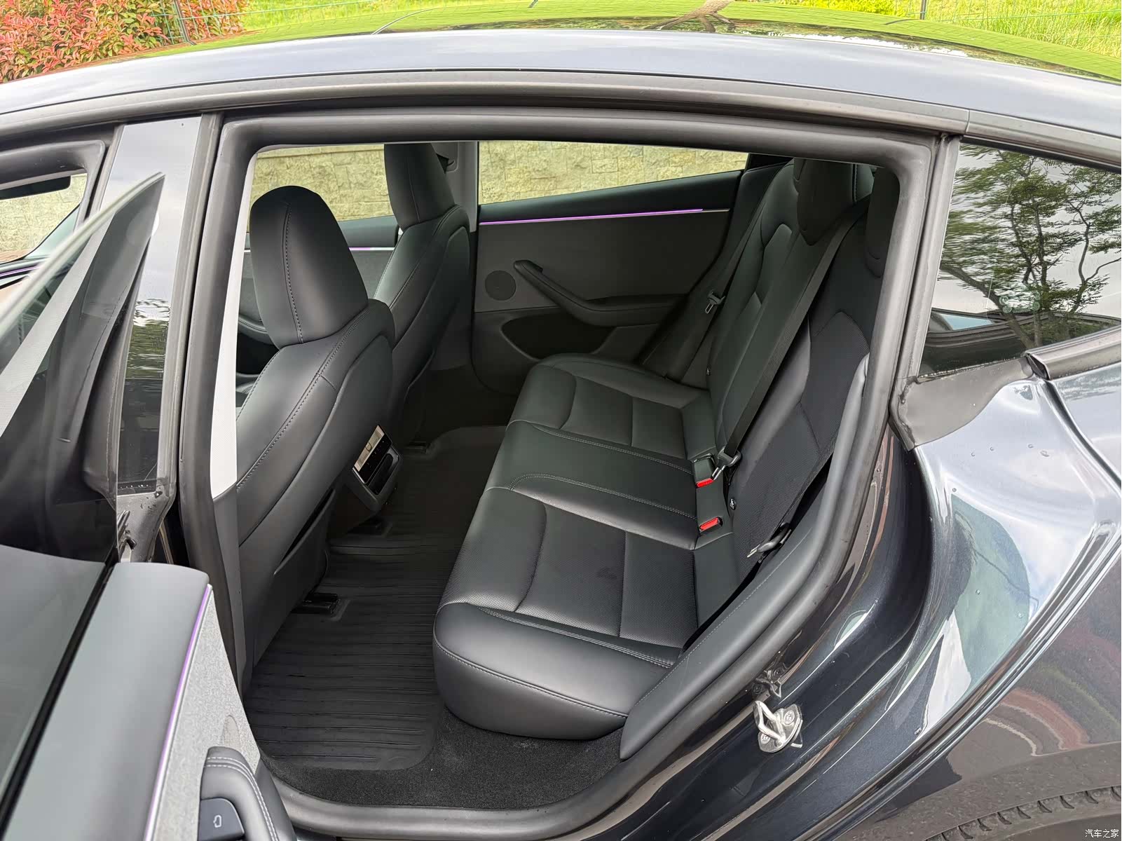Tesla Model 3, 2024 14