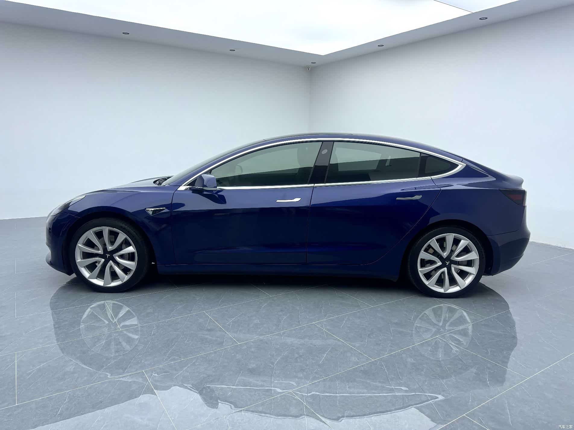Tesla Model 3, 2020 16