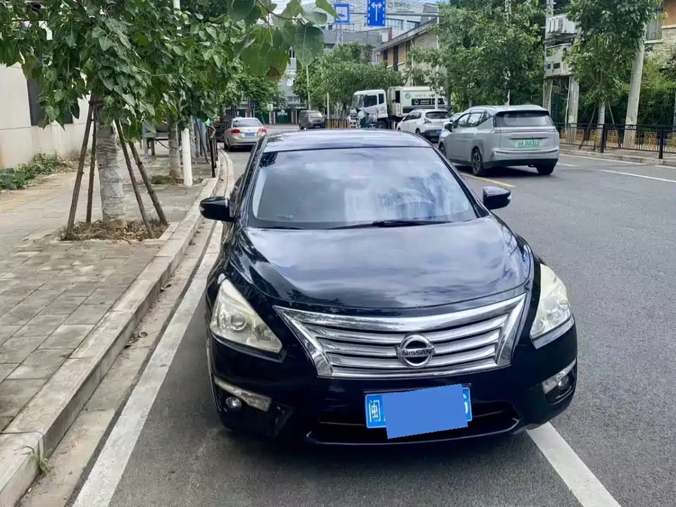 Nissan Teana