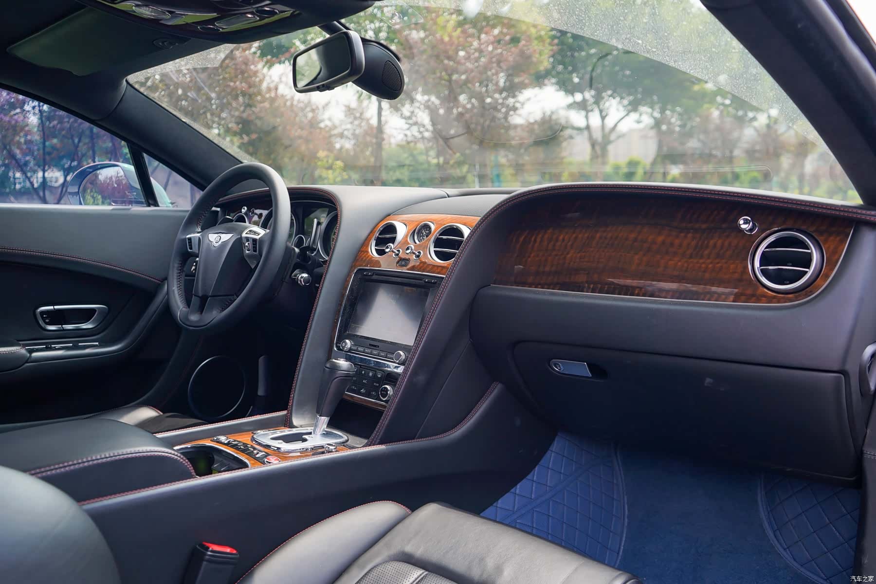 Bentley Continental GT, 2013 9