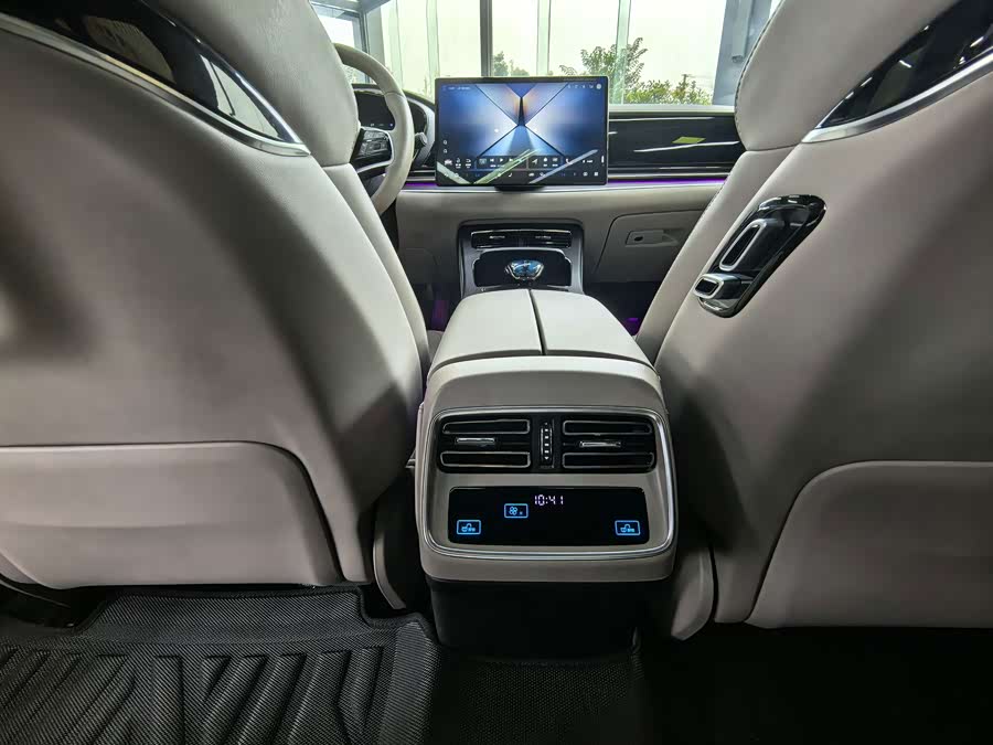 BYD Han 2025, фото 15