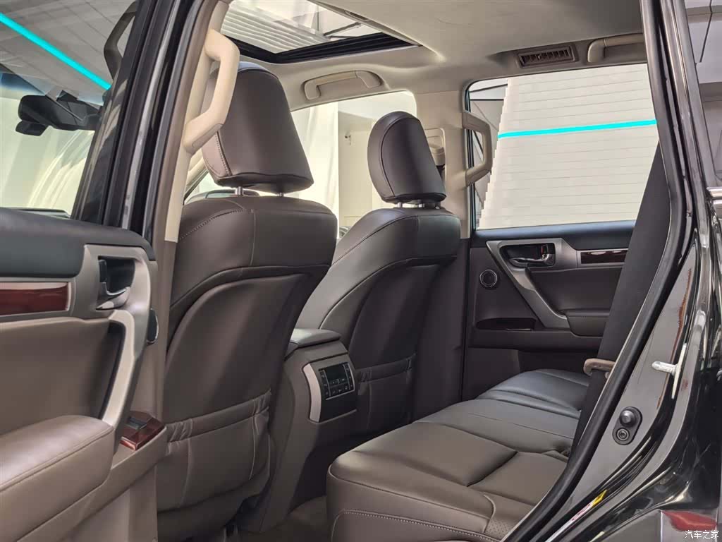 Lexus GX, 2012 все фото