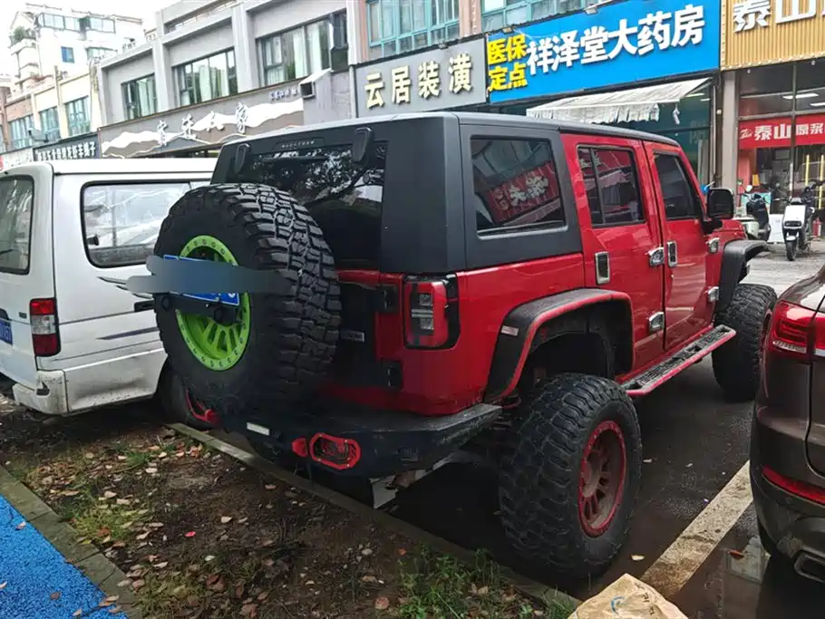 Beijing BJ40