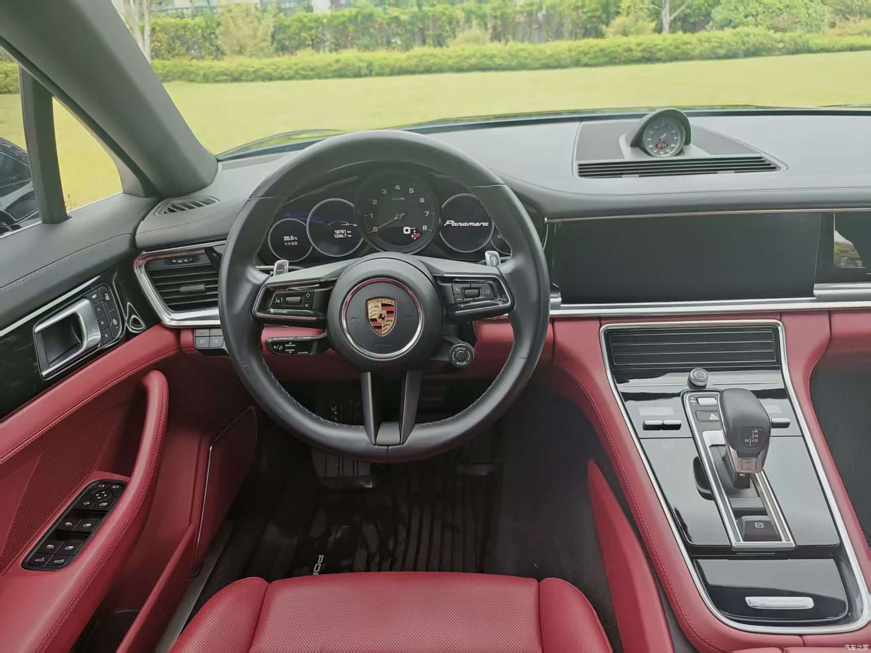 Porsche Panamera, 2023 6