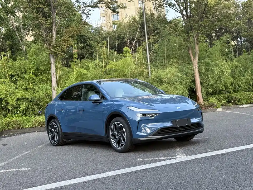 NIO L60