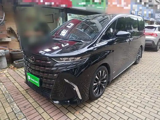 Toyota Alphard 2025 — купить из Китая под заказ