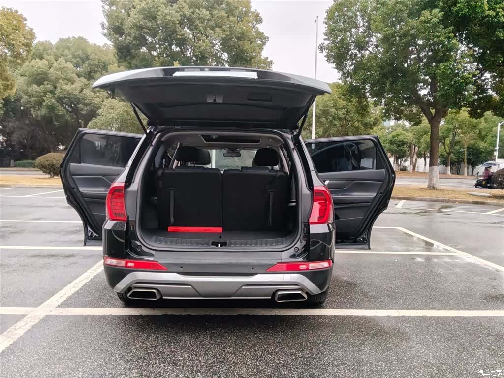 Hyundai Santa Fe, 2020 12