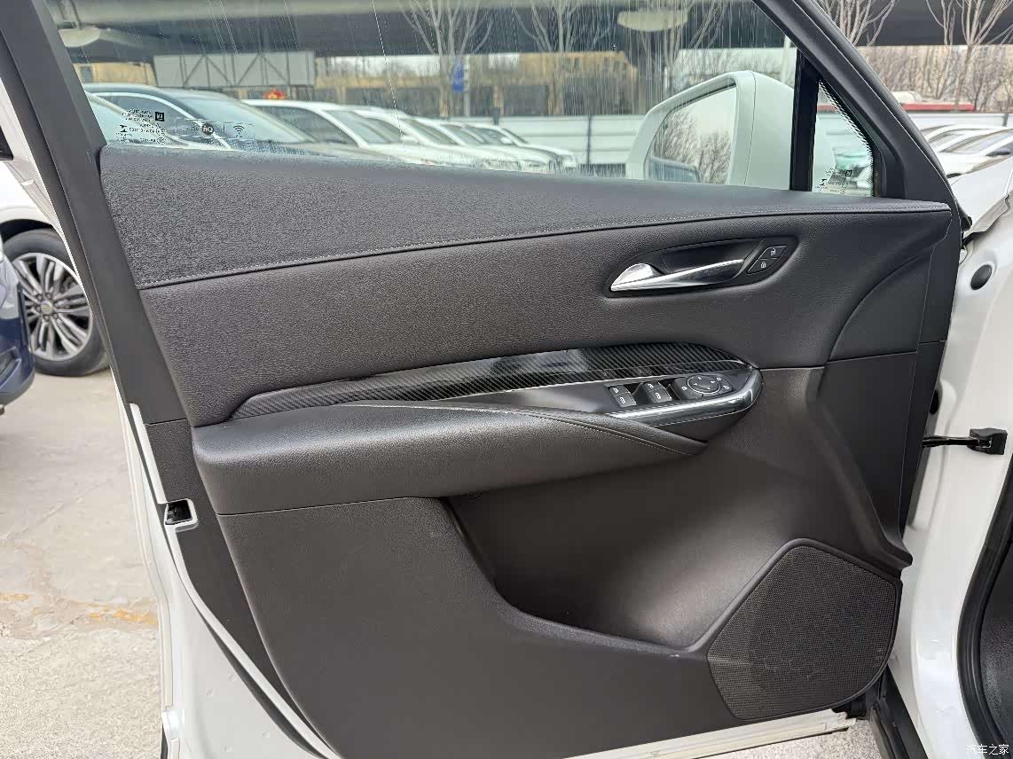 Cadillac XT4, 2019 4
