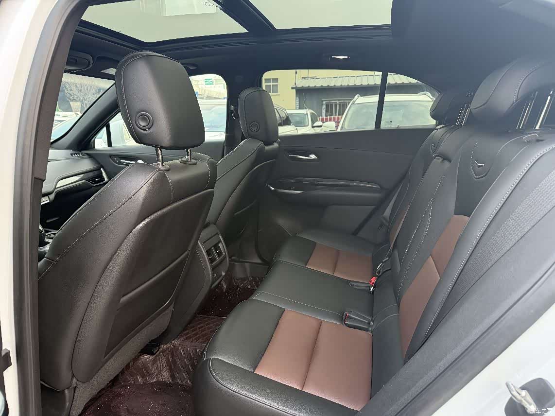 Cadillac XT4, 2019 6