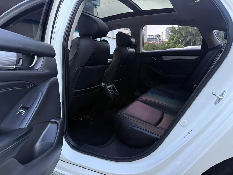 Honda Accord 2020, фото 3