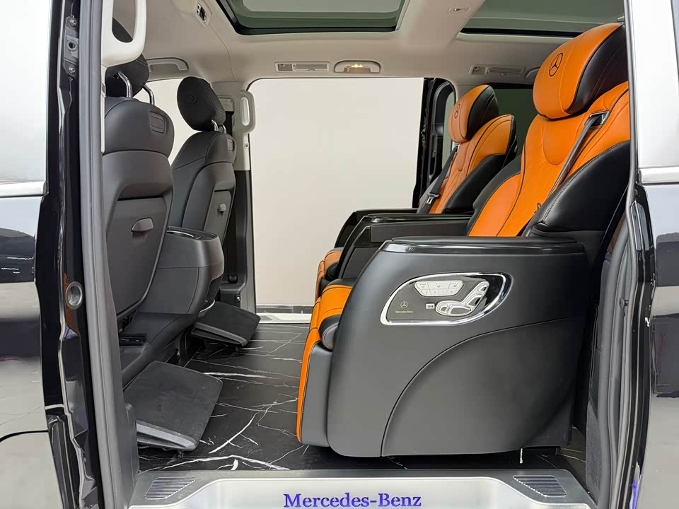 Mercedes-Benz V-class