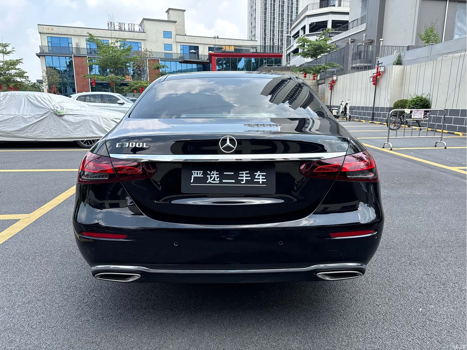 Mercedes-Benz E-Class, 2022 16