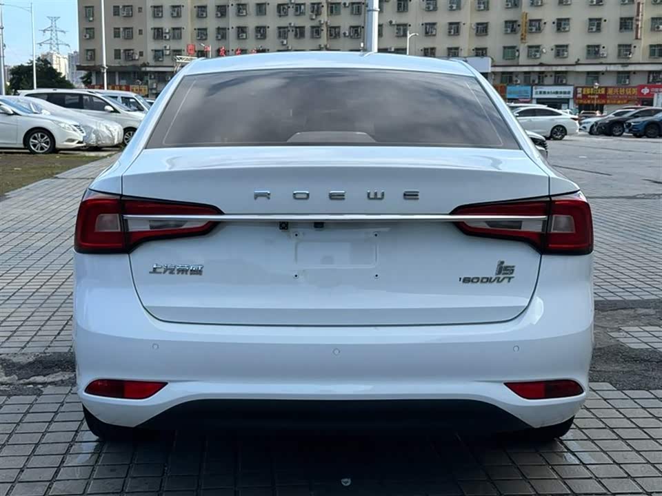 Roewe i5