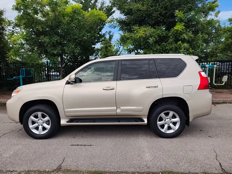 Lexus GX