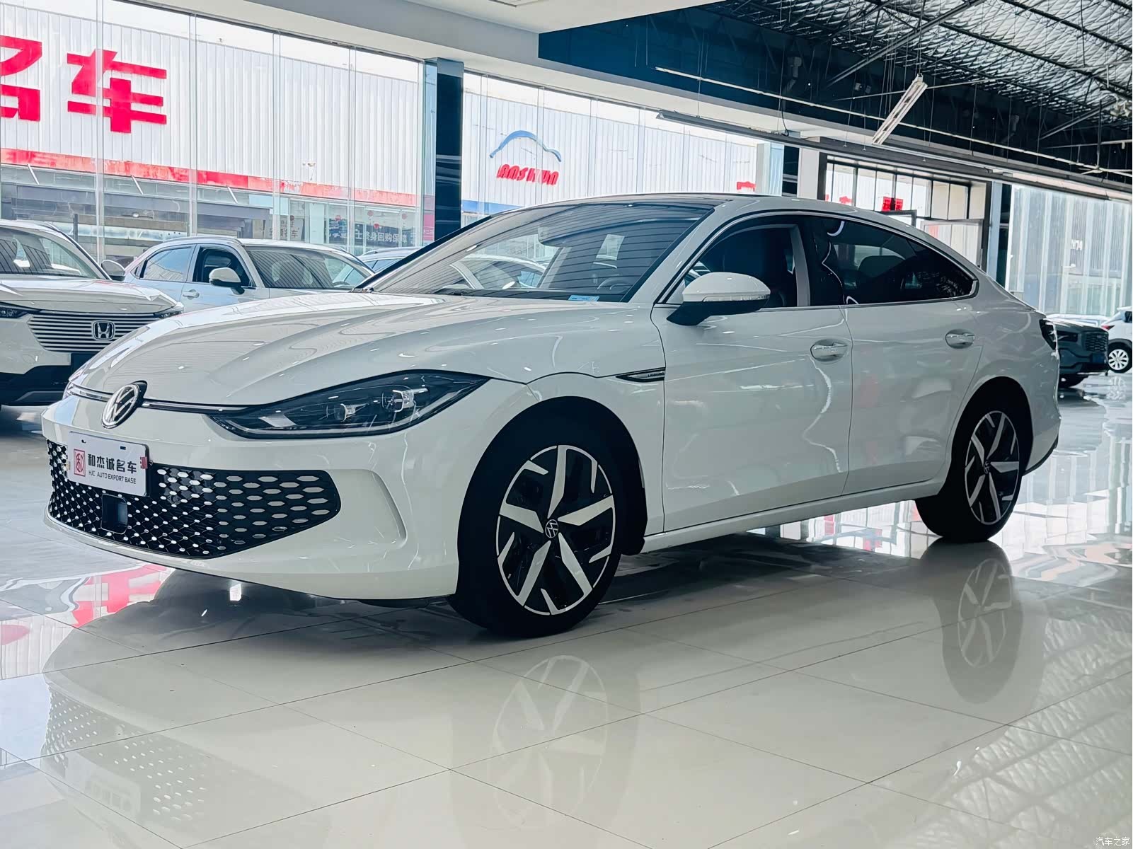 Volkswagen Lamando, 2023 1