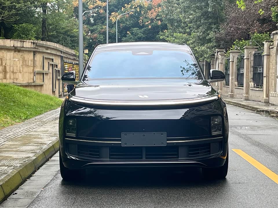 Li Auto Ideal L8