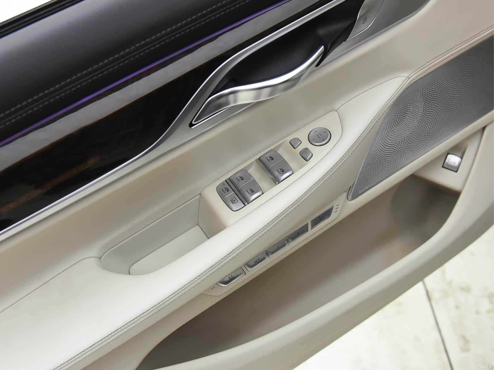 BMW 7 Series, 2016 11