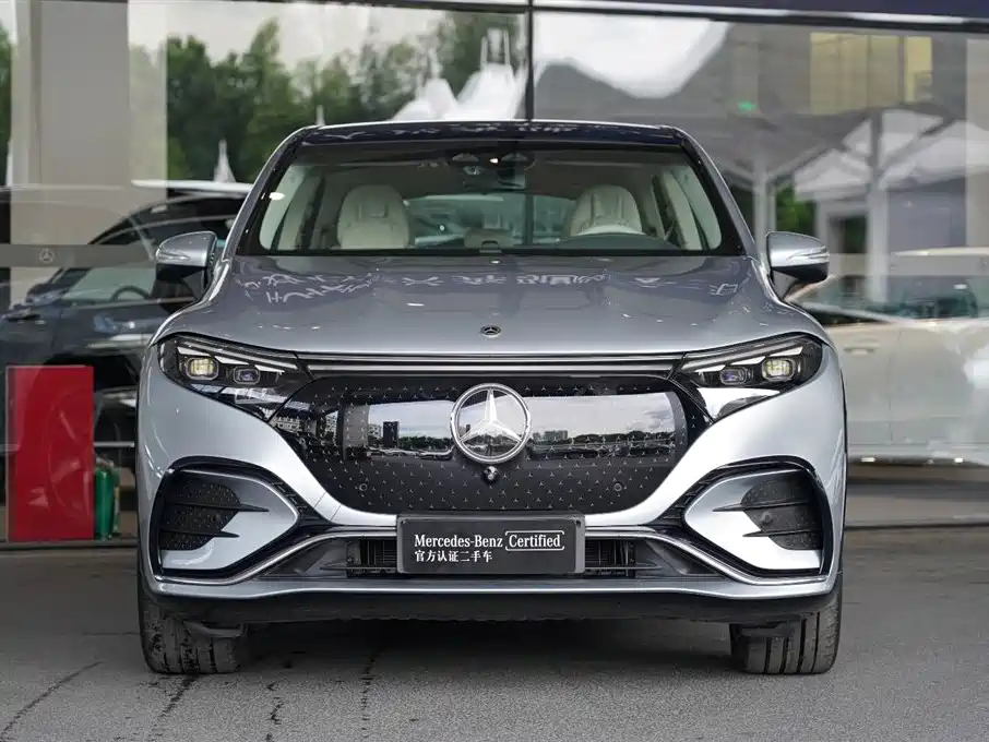Mercedes-Benz EQS SUV