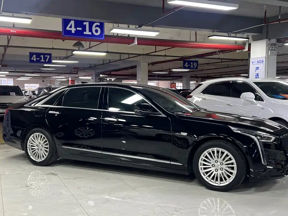Cadillac CT6